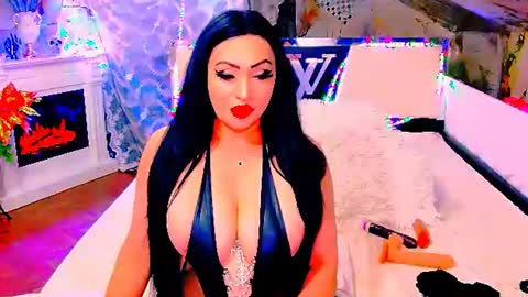Snapshot of amyrarosera chatting on June 2026 10:29:01 PM Alimoonyia online show from June 2026 10:29:01 PM