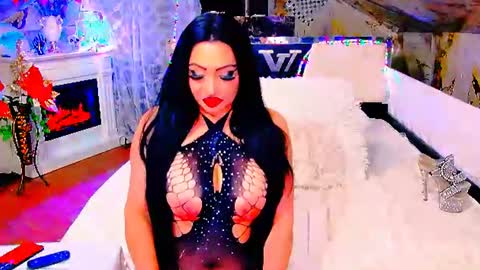 Snapshot of amyrarosera chatting on June 2026 09:32:02 PM Alimoonyia online show from June 2026 09:32:02 PM