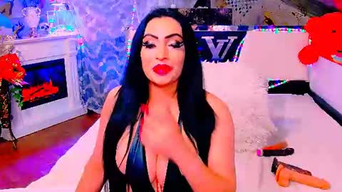 Snapshot of amyrarosera chatting on July 2026 09:28:02 PM Alimoonyia online show from July 2026 09:28:02 PM