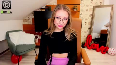 AmyRossie online show from February 2025 03:37:02 PM