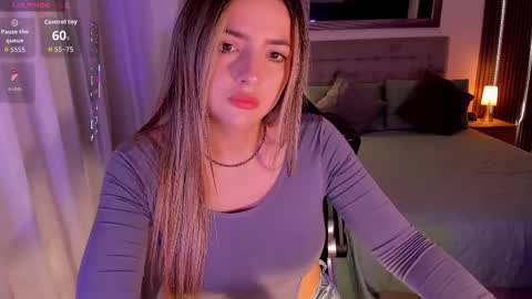 Snapshot of amywoods chatting on November 2025 02:30:01 PM online show from November 2025 02:30:01 PM