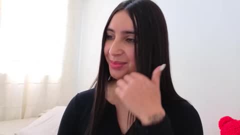 Ana  IG an castillo 1 online show from October 2025 01:44:01 PM