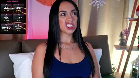   online show from December 2025 09:02:01 PM