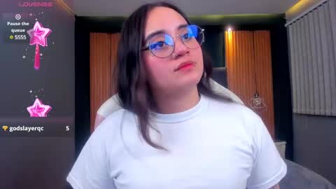 Snapshot of ana_taylor2 chatting on February 2025 08:58:02 PM Ana online show from February 2025 08:58:02 PM