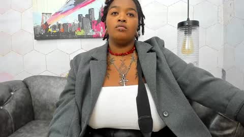 ANNA FUENTES online show from January 2025 11:31:01 AM