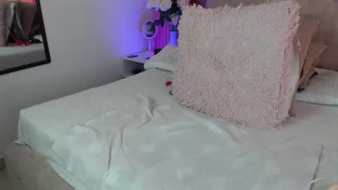 Ana Moon  online show from February 2026 04:39:01 AM