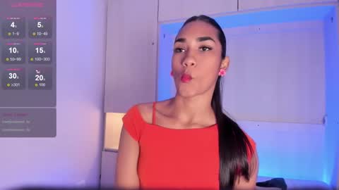 anaacollins_ online show from February 2026 11:38:02 AM