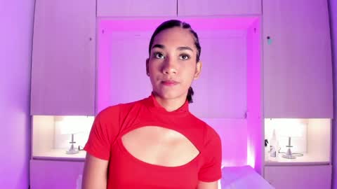 anaacollins_ online show from May 2026 11:28:01 AM
