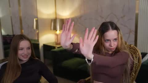 Sweet girls online show from October 2025 11:22:01 AM