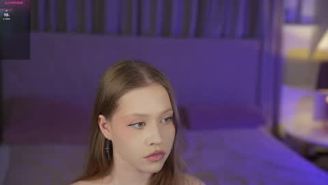 Sweet girls online show from November 2025 12:41:01 AM