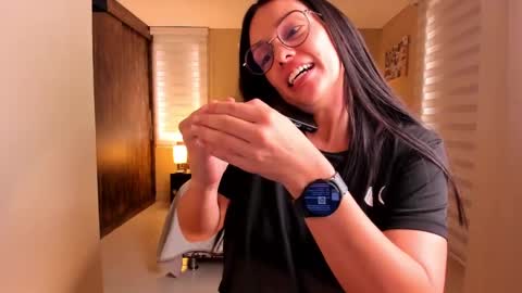 Anabel online show from January 2025 04:17:02 PM