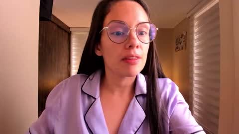 Anabel online show from February 2025 05:04:02 PM