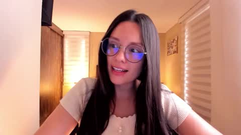 Anabel online show from September 2025 05:56:01 PM