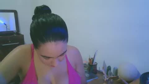 Snapshot of anabelenogueira1 chatting on April 2026 08:39:01 PM anabelenogueira1 online show from April 2026 08:39:01 PM