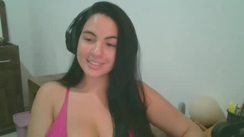 Snapshot of anabelenogueira1 chatting on May 2026 02:17:02 AM anabelenogueira1 online show from May 2026 02:17:02 AM