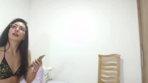 Snapshot of anabellov3 chatting on February 2025 05:30:02 AM anabellov3 online show from February 2025 05:30:02 AM