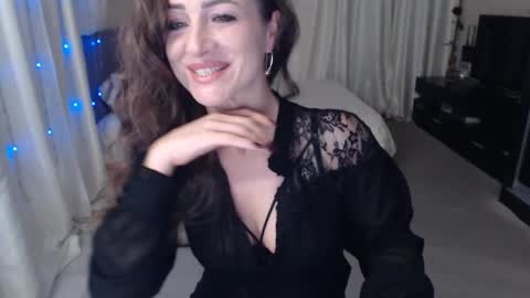 Snapshot of anabelsweet chatting on October 2025 10:07:02 PM Milana online show from October 2025 10:07:02 PM