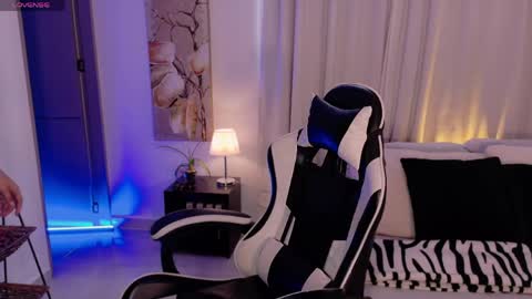 ANABEL WOLF  online show from June 2026 02:11:01 PM