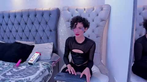 Anaciet Evans online show from April 2026 04:01:01 AM