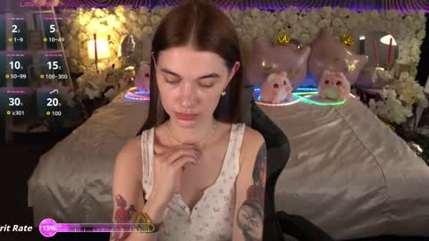 Nika online show from May 2026 01:05:01 PM