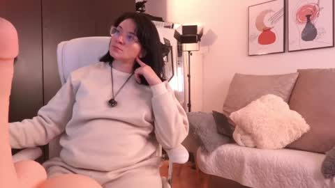 Snapshot of anah_ chatting on December 2025 02:18:01 AM IG Soyanah online show from December 2025 02:18:01 AM