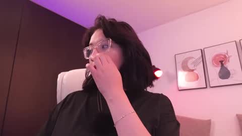 Snapshot of anah_ chatting on January 2026 02:27:02 AM IG Soyanah online show from January 2026 02:27:02 AM