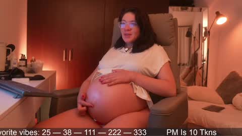 Snapshot of anah_ chatting on April 2026 12:45:01 AM IG Soyanah online show from April 2026 12:45:01 AM