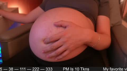 Snapshot of anah_ chatting on April 2026 12:57:01 AM IG Soyanah online show from April 2026 12:57:01 AM