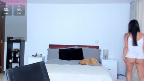 Ana Henao or Annie... Follow me ahenaocb Insta  X online show from December 2024 09:06:02 PM