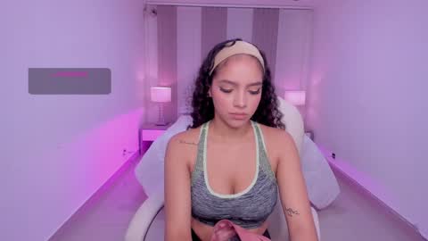 Anahi Curlie online show from February 2025 03:33:01 AM