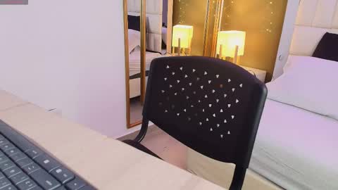 Anahi  online show from October 2025 07:33:02 PM