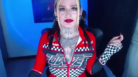 Snapshot of anai_gomez chatting on March 2025 10:58:01 PM Callme Mistress Ani online show from March 2025 10:58:01 PM