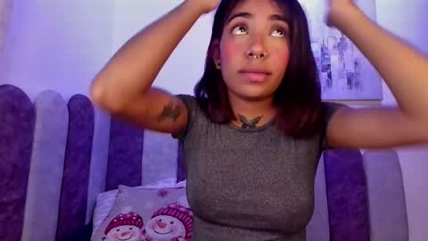 anais_tgn online show from November 2025 12:05:01 PM