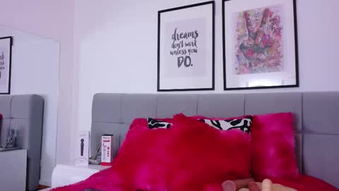 Snapshot of anaise_latif chatting on November 2025 11:53:02 AM Anaise online show from November 2025 11:53:02 AM