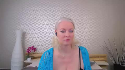 Snapshot of anaisjanson chatting on November 2025 05:01:02 AM Anais Janson online show from November 2025 05:01:02 AM