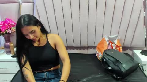 AbbyAndAntonela online show from January 2025 10:11:02 PM