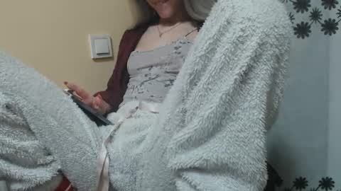 analove200 online show from February 2025 05:18:01 AM
