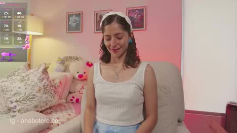 Ana Mara Botero online show from October 2025 07:12:01 PM