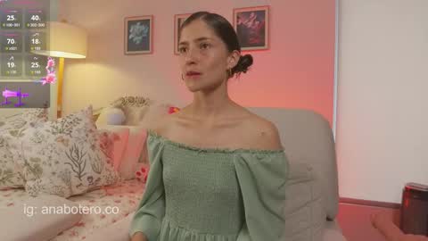 Ana Mara Botero online show from October 2025 08:46:02 PM