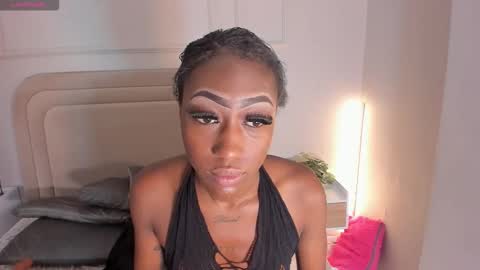 anamonroee online show from November 2025 11:43:02 AM