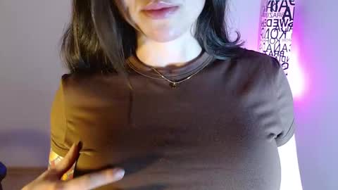 ana 3 online show from November 2025 11:46:01 PM