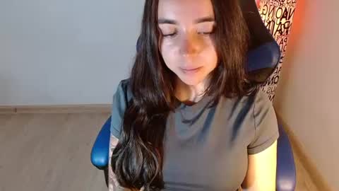 Snapshot of anarosse__ chatting on June 2026 12:00:01 AM ana 3 online show from June 2026 12:00:01 AM