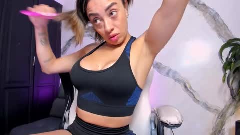 ana online show from November 2025 12:27:01 PM