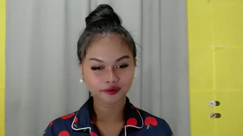 Snapshot of anaruru_ chatting on January 2025 11:43:02 AM ANA online show from January 2025 11:43:02 AM