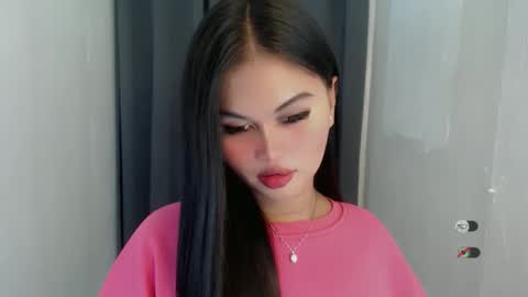 Snapshot of anaruru_ chatting on June 2026 02:44:02 PM ANA online show from June 2026 02:44:02 PM