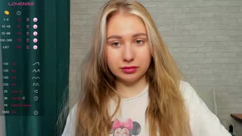 Snapshot of anastasia_gold1 chatting on June 2026 02:01:02 AM anna online show from June 2026 02:01:02 AM