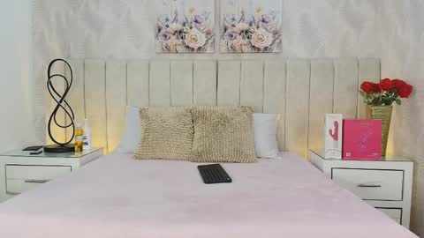 Snapshot of anastasia_steelegb chatting on May 2026 12:10:01 PM Mia online show from May 2026 12:10:01 PM