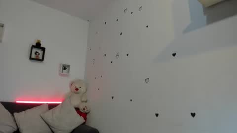 Snapshot of anastasia_tuya chatting on January 2026 01:20:01 AM anastasia online show from January 2026 01:20:01 AM