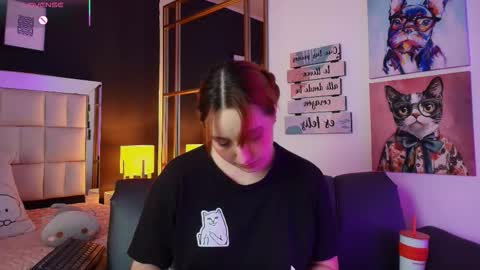 Anastasia  online show from November 2025 07:46:01 PM