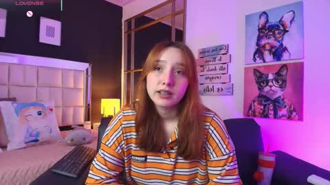 Anastasia  online show from November 2025 07:45:02 PM